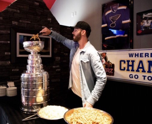 Brandon's Joel Edmundson brings Stanley Cup to his hometown