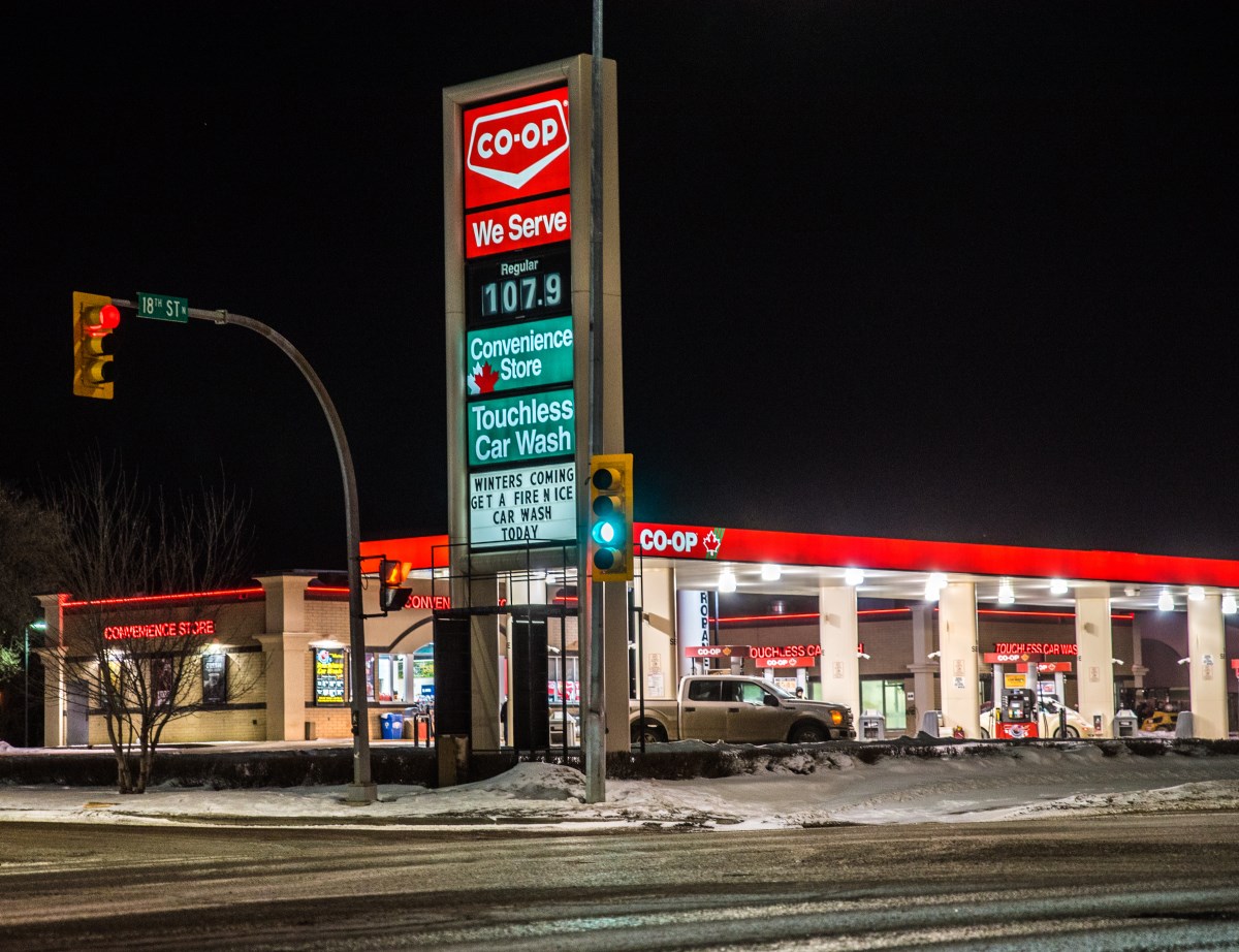 Brandon Coop's Instagram, Twitter & Facebook on IDCrawl