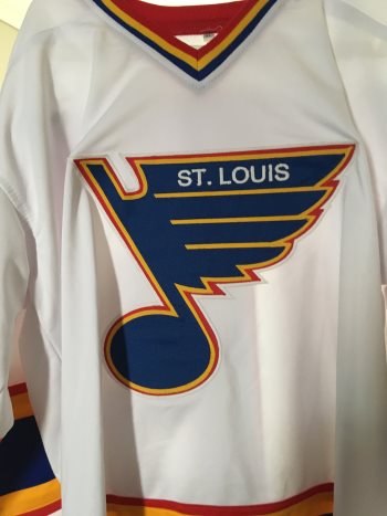 Brett hull deals blues jersey