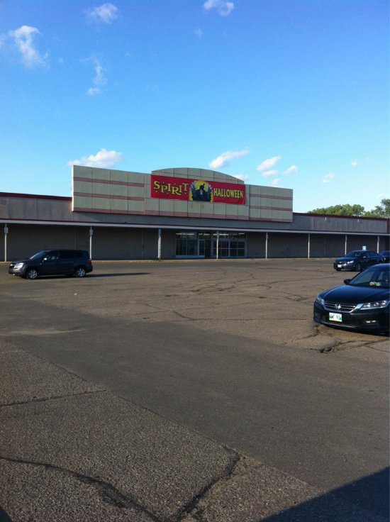 spirit of halloween brandon manitoba discussion